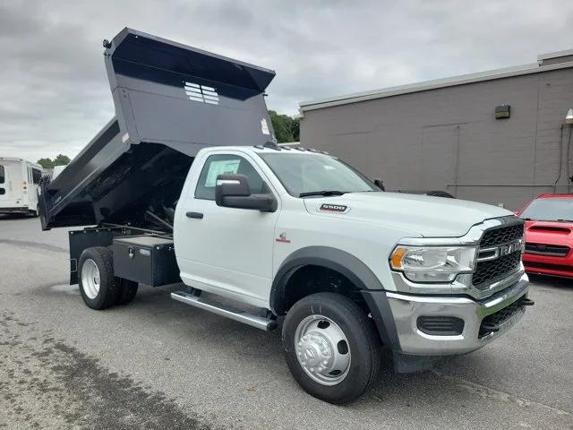 2024 RAM Ram 5500 Chassis Cab RAM 5500 TRADESMAN CHASSIS REGULAR CAB 4X4 60 CA