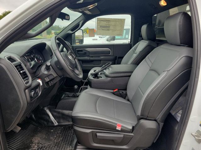 2024 Ram 5500 Tradesman/SLT