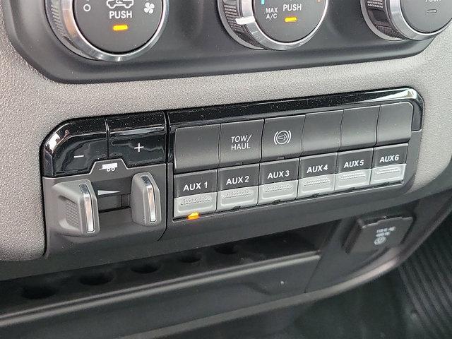 2024 Ram 5500 Tradesman/SLT