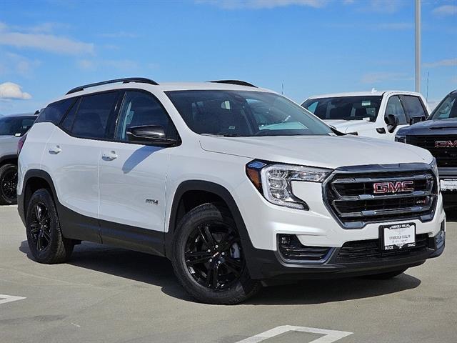 2024 GMC Terrain AWD AT4 34