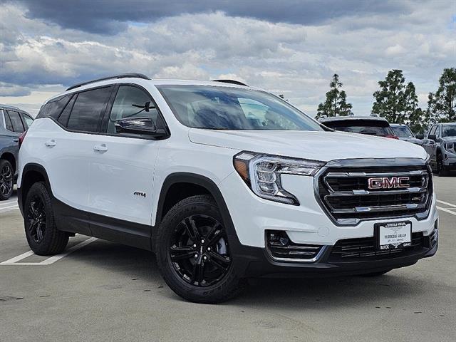 2024 GMC Terrain AWD AT4 2