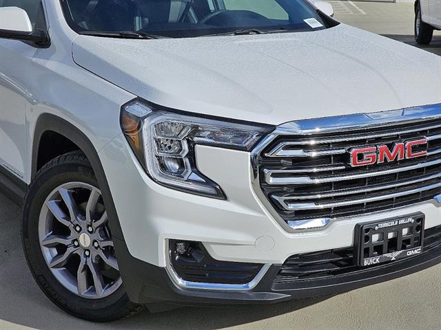 2024 GMC Terrain AWD SLT 14