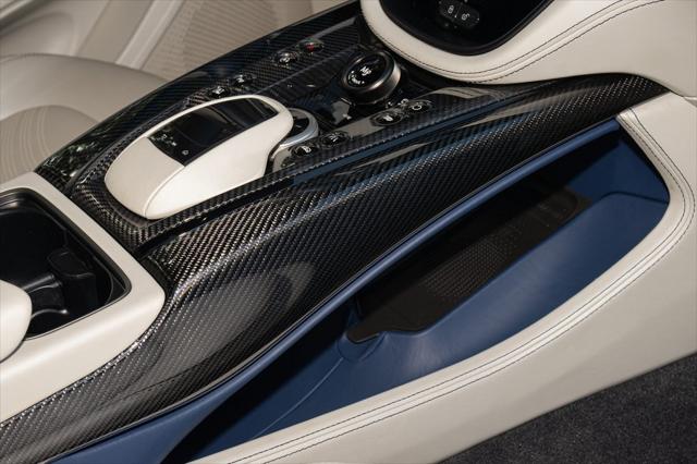 Aston Martin 2023 DBX 707