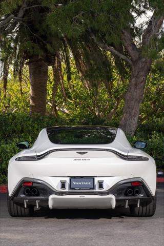 Aston Martin 2021 Vantage 