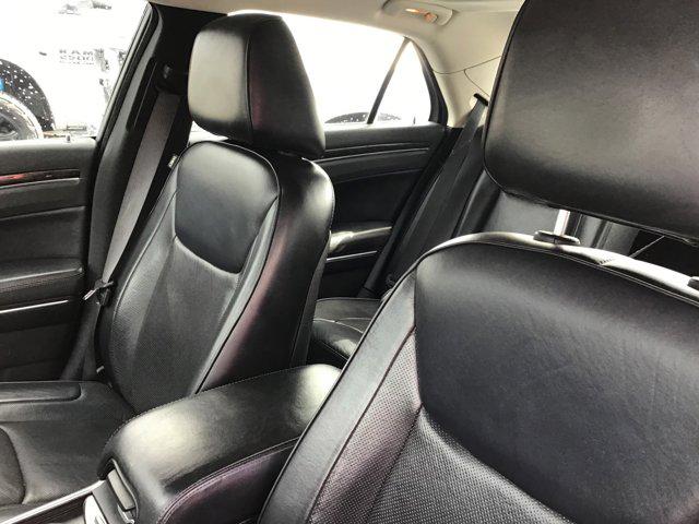 2016 Chrysler 300 300C