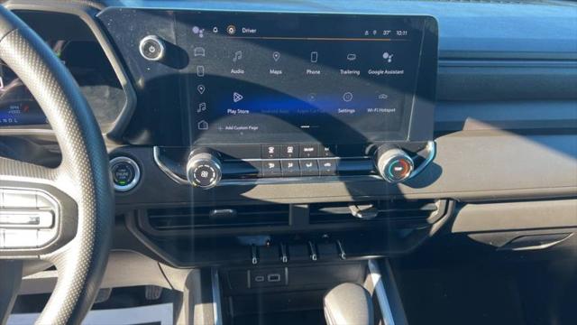 2023 Chevrolet Colorado 4WD Crew Cab Short Box Trail Boss
