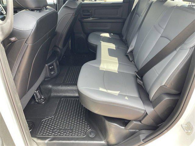 2024 Ram 3500 Tradesman Crew Cab 4x4 6'4" Box