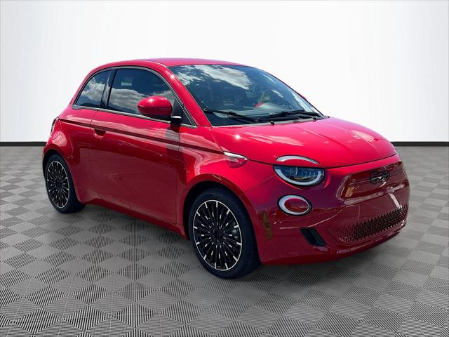 2024 Fiat FIAT 500e 500e INSPI(RED)