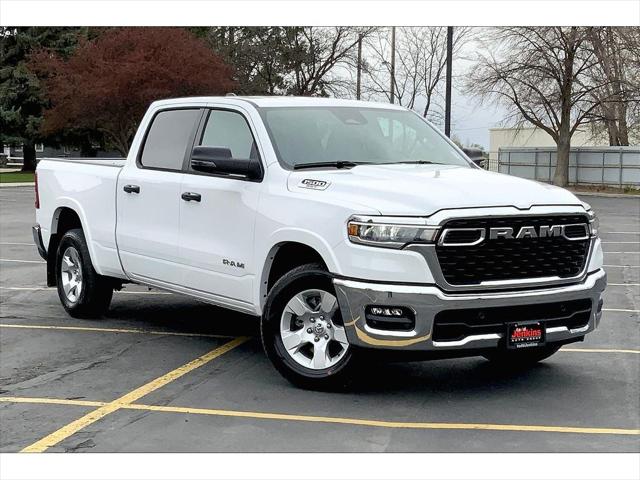 2025 RAM Ram 1500 RAM 1500 BIG HORN CREW CAB 4X4 64 BOX