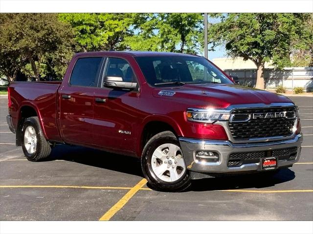 2025 RAM Ram 1500 RAM 1500 BIG HORN CREW CAB 4X4 64 BOX