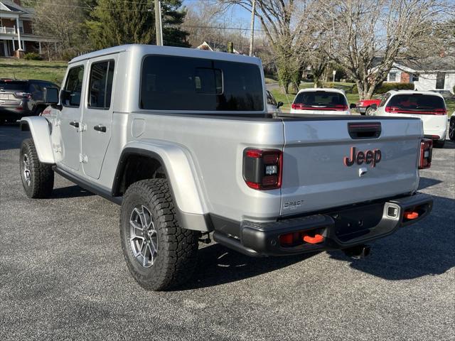 2024 Jeep Gladiator GLADIATOR MOJAVE X 4X4