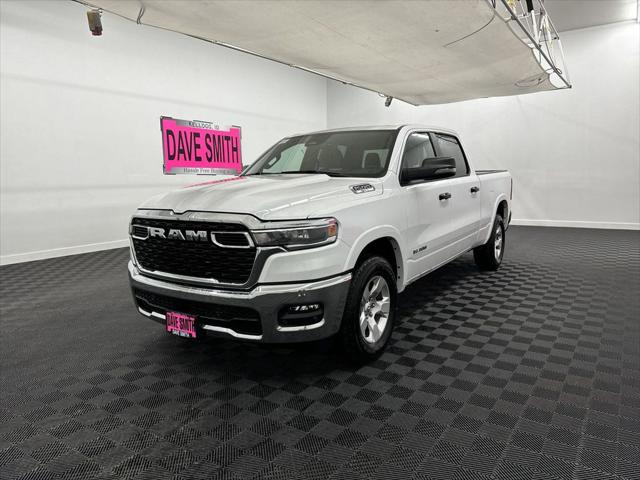 2025 RAM Ram 1500 RAM 1500 BIG HORN CREW CAB 4X4 64 BOX