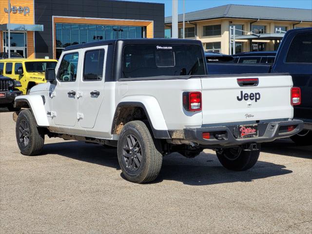 2024 Jeep Gladiator GLADIATOR SPORT S 4X4