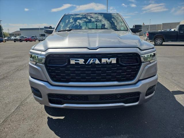 2025 RAM Ram 1500 RAM 1500 BIG HORN CREW CAB 4X4 64 BOX