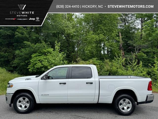 2025 RAM Ram 1500 RAM 1500 BIG HORN CREW CAB 4X4 64 BOX