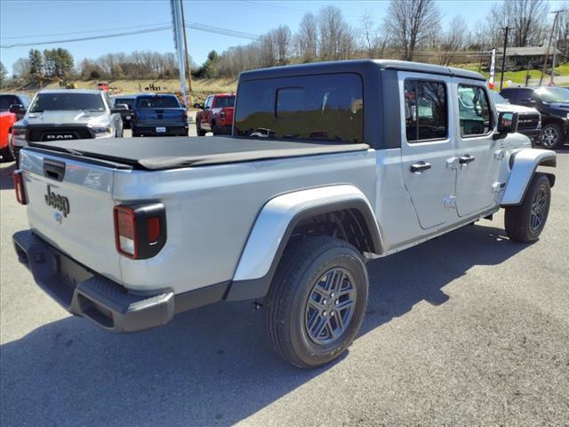 2024 Jeep Gladiator GLADIATOR SPORT S 4X4