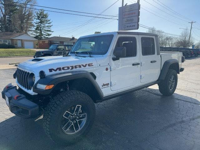 2024 Jeep Gladiator GLADIATOR MOJAVE 4X4