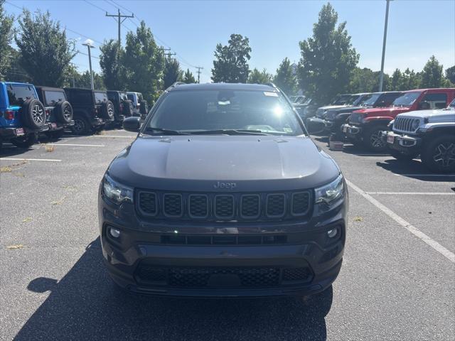 2024 Jeep Compass COMPASS LATITUDE 4X4