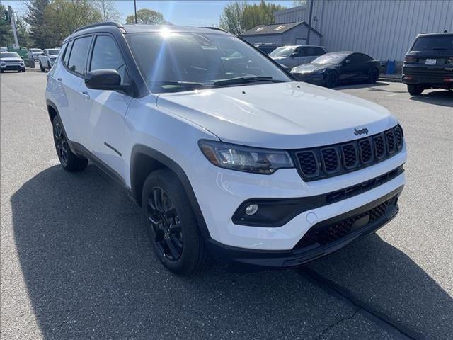 2024 Jeep Compass COMPASS LATITUDE 4X4