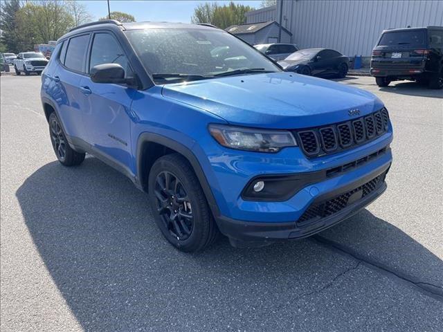 2024 Jeep Compass COMPASS LATITUDE 4X4