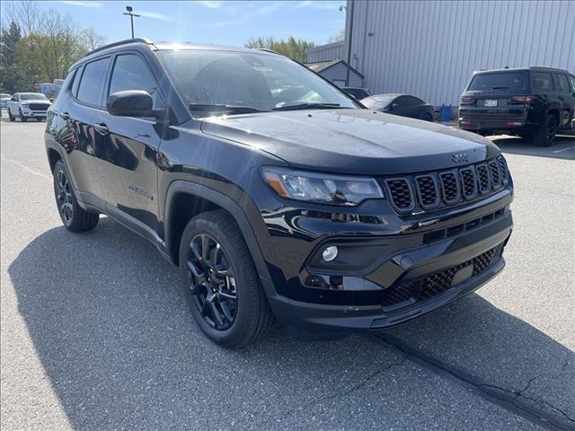 2024 Jeep Compass COMPASS LATITUDE 4X4