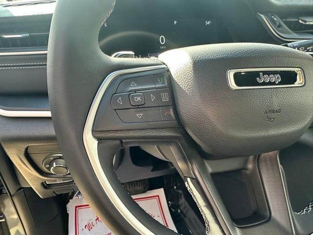 2023 Jeep Grand Cherokee L Altitude 4x4