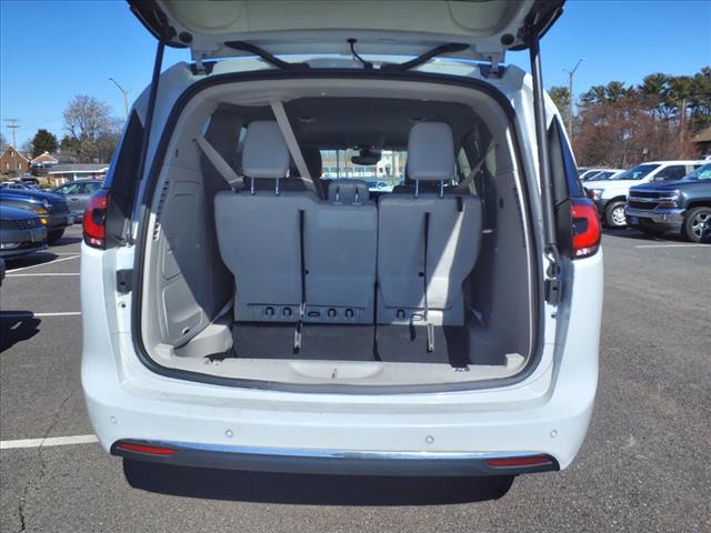 2021 Chrysler Pacifica Hybrid Touring L