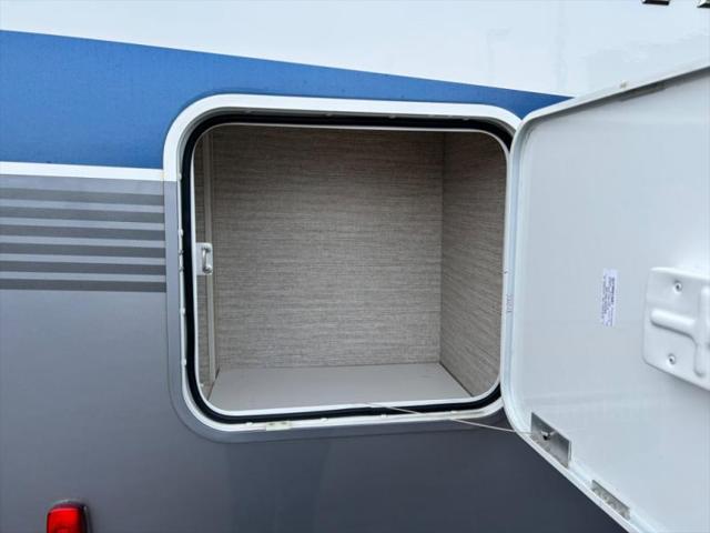 2023 Mercedes-Benz Sprinter 3500XD Chassis Standard Roof V6