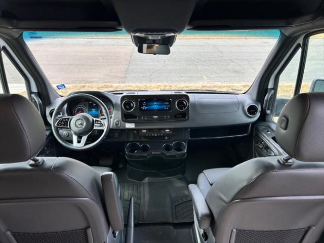 2023 Mercedes-Benz Sprinter 3500XD Chassis Standard Roof V6