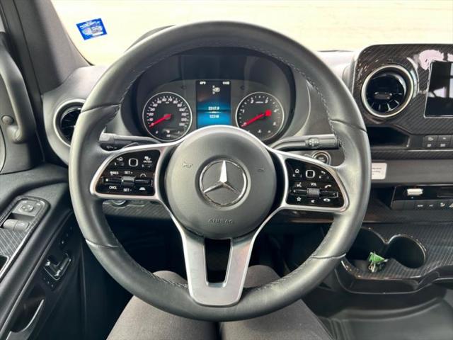 2023 Mercedes-Benz Sprinter 3500XD Chassis Standard Roof V6
