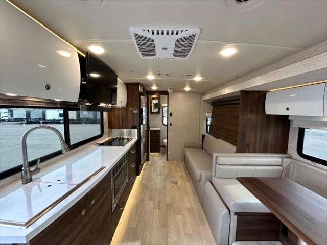 2023 Mercedes-Benz Sprinter 3500XD Chassis Standard Roof V6