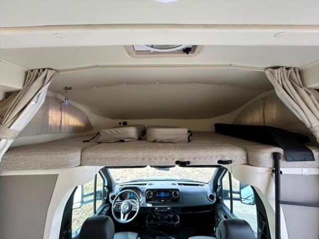 2023 Mercedes-Benz Sprinter 3500XD Chassis Standard Roof V6