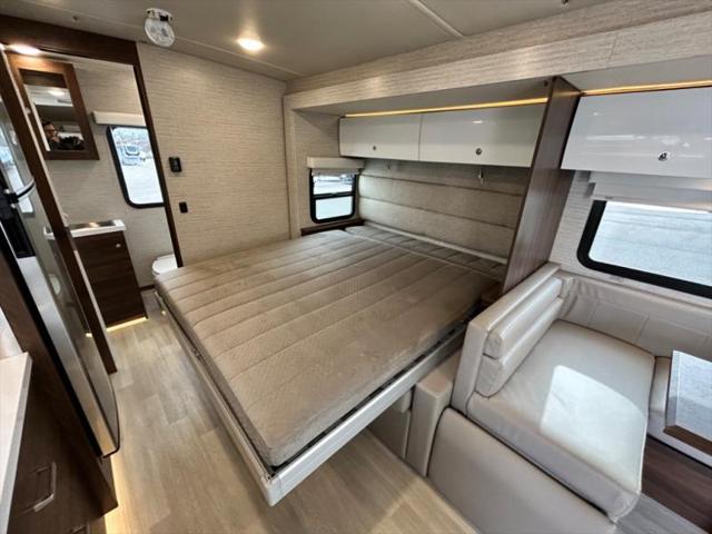 2023 Mercedes-Benz Sprinter 3500XD Chassis Standard Roof V6