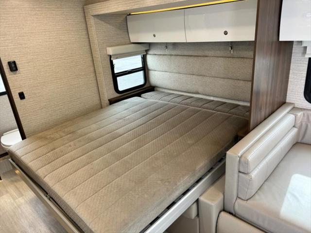 2023 Mercedes-Benz Sprinter 3500XD Chassis Standard Roof V6