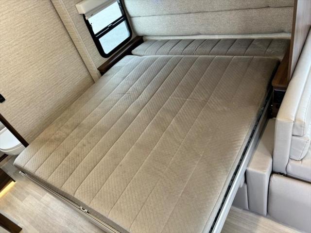 2023 Mercedes-Benz Sprinter 3500XD Chassis Standard Roof V6