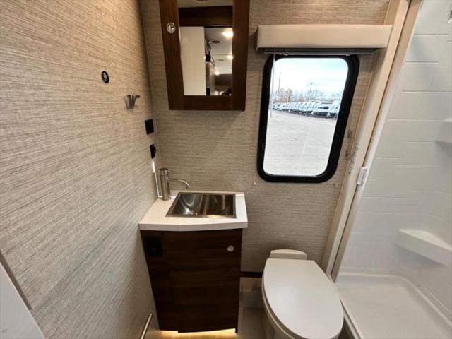 2023 Mercedes-Benz Sprinter 3500XD Chassis Standard Roof V6