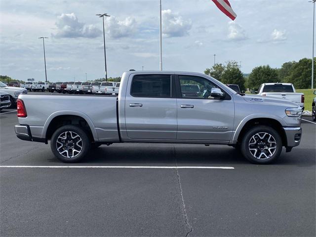 2025 RAM Ram 1500 RAM 1500 LARAMIE CREW CAB 4X4 64 BOX