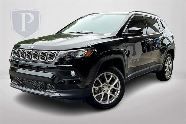 2024 Jeep Compass COMPASS LATITUDE LUX 4X4