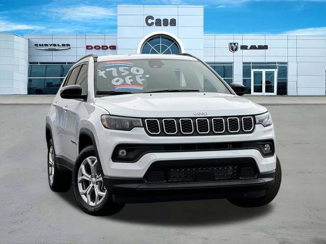 2024 Jeep Compass COMPASS LATITUDE 4X4