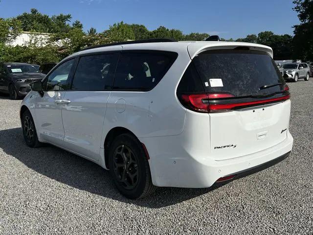 2024 Chrysler Pacifica Hybrid PACIFICA PLUG-IN HYBRID PREMIUM S APPEARANCE