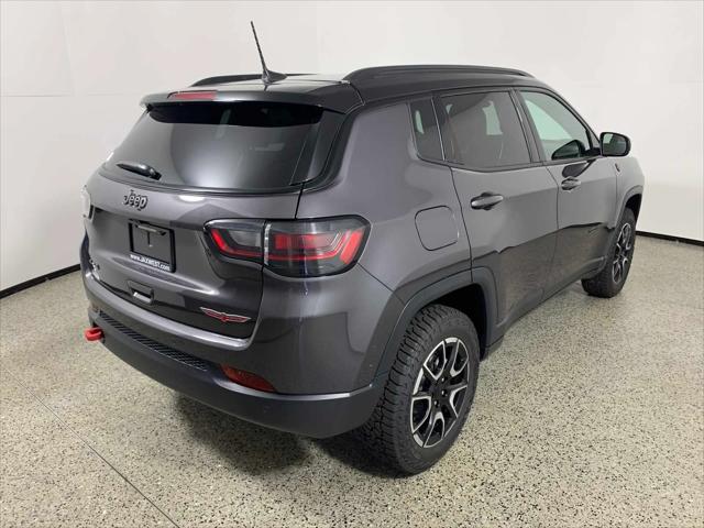 2024 Jeep Compass COMPASS TRAILHAWK 4X4