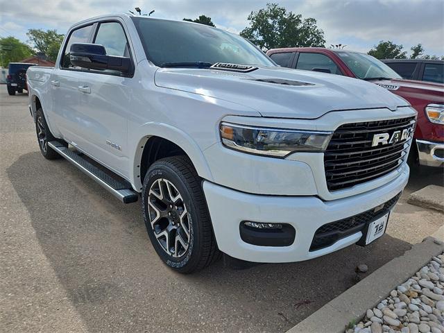 2025 RAM Ram 1500 RAM 1500 LARAMIE CREW CAB 4X4 57 BOX