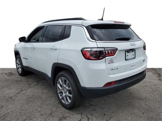 2024 Jeep Compass COMPASS LATITUDE LUX 4X4