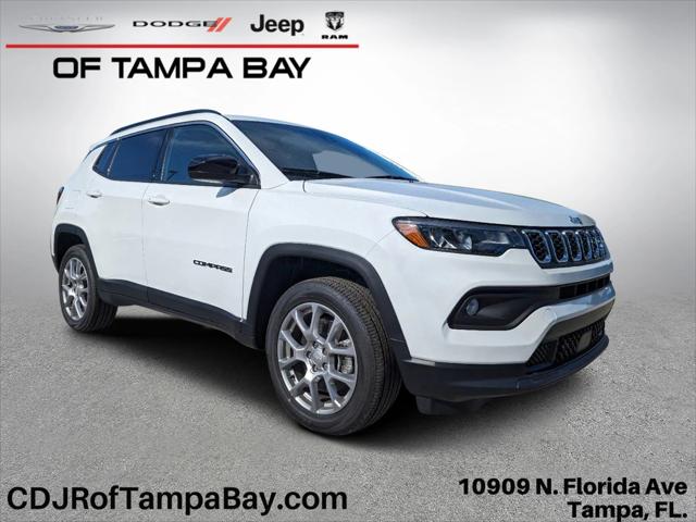 2024 Jeep Compass COMPASS LATITUDE LUX 4X4