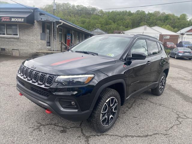 2024 Jeep Compass COMPASS TRAILHAWK 4X4