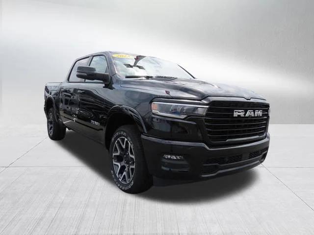 2025 RAM Ram 1500 RAM 1500 LARAMIE CREW CAB 4X4 57 BOX