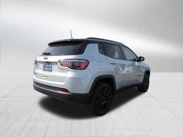 2024 Jeep Compass COMPASS LATITUDE 4X4