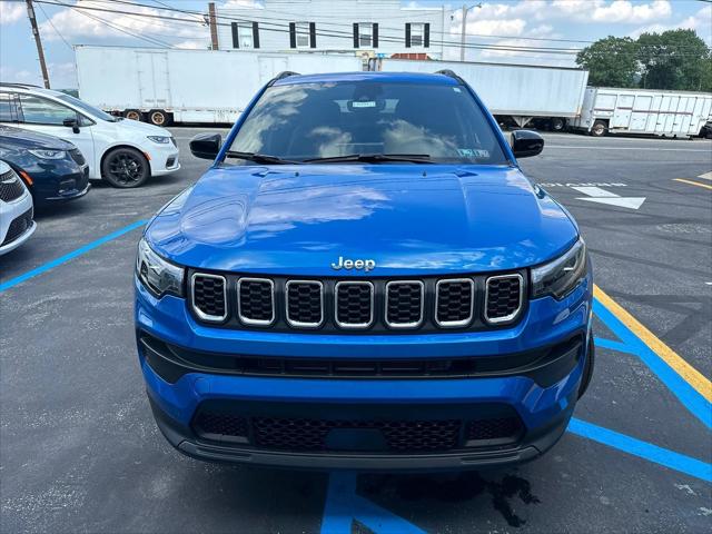 2024 Jeep Compass COMPASS LATITUDE LUX 4X4