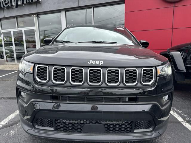 2024 Jeep Compass COMPASS LATITUDE LUX 4X4