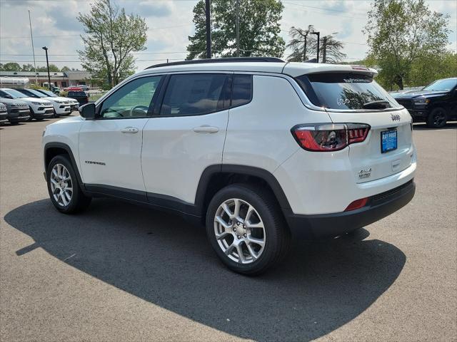 2024 Jeep Compass COMPASS LATITUDE LUX 4X4